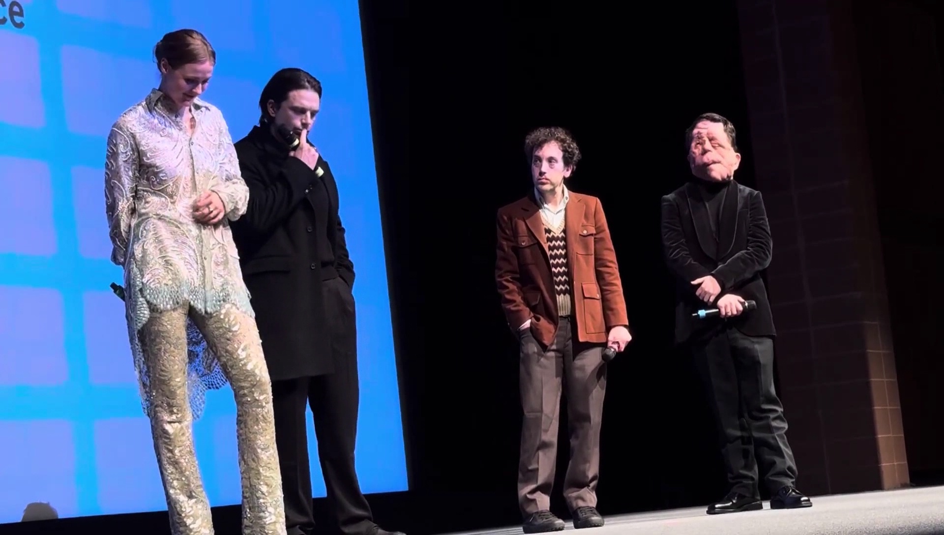 000_01_0229.jpeg 000_01_0229.jpeg