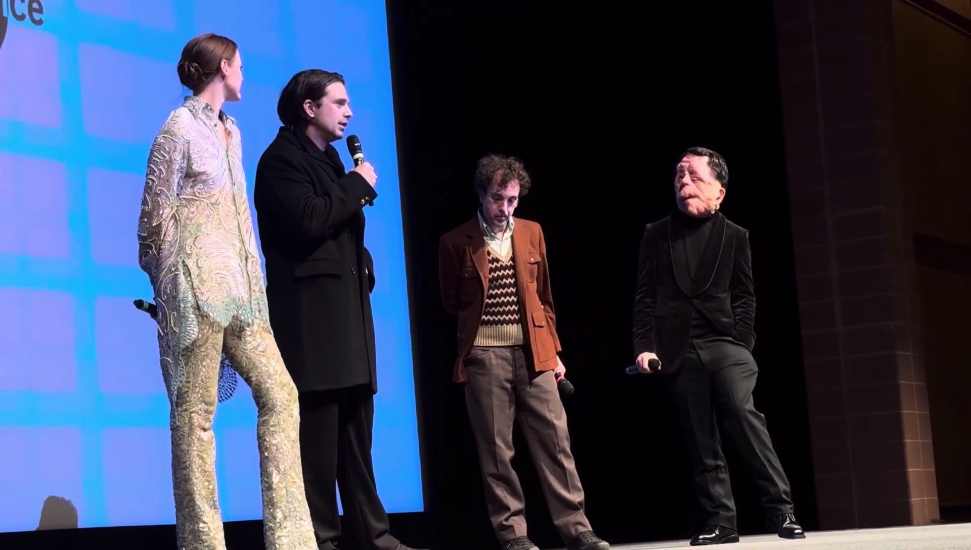 000_01_0384.jpeg 000_01_0384.jpeg