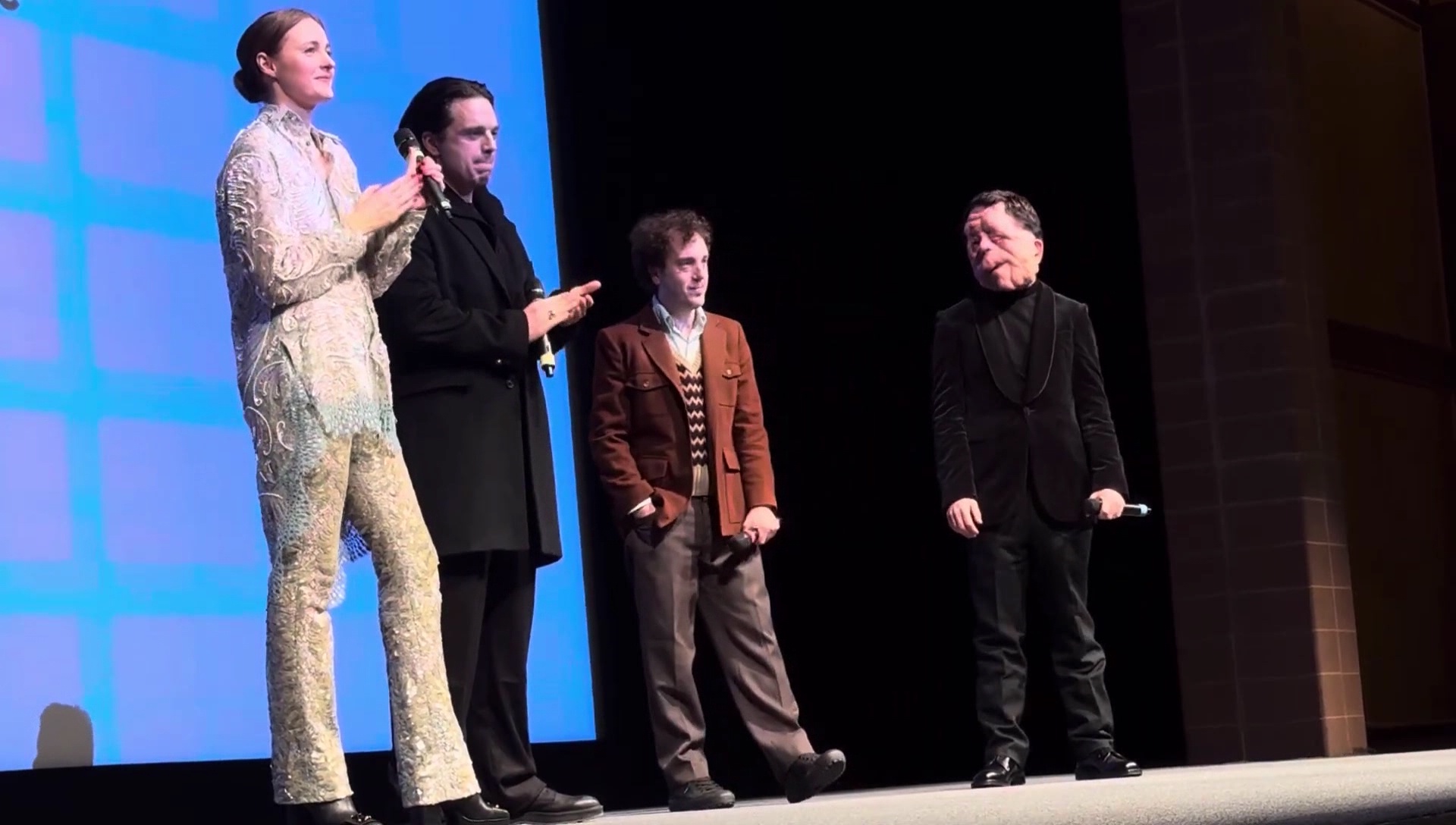 000_01_0560.jpeg 000_01_0560.jpeg