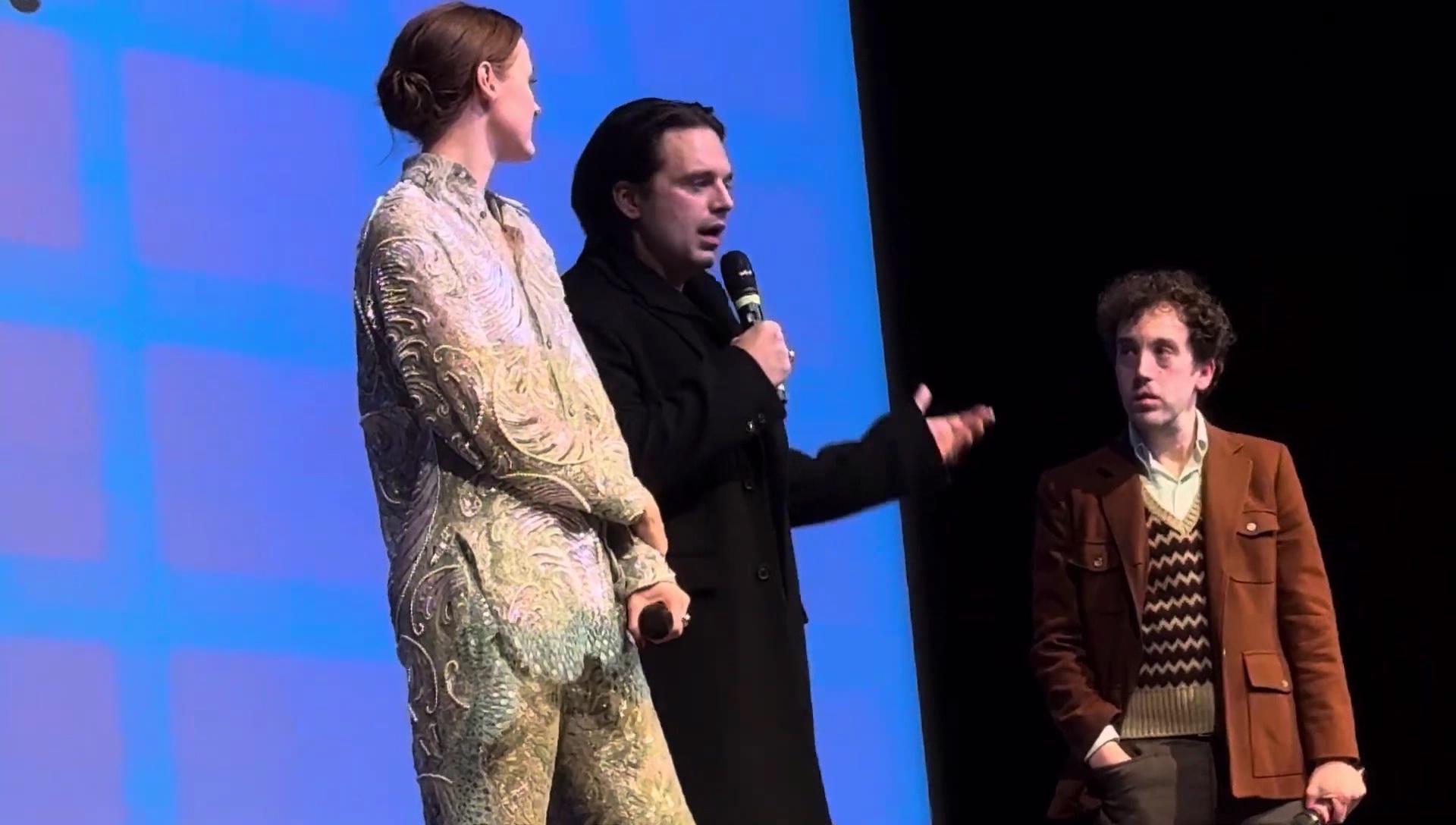 000_01_0595.jpeg 000_01_0595.jpeg