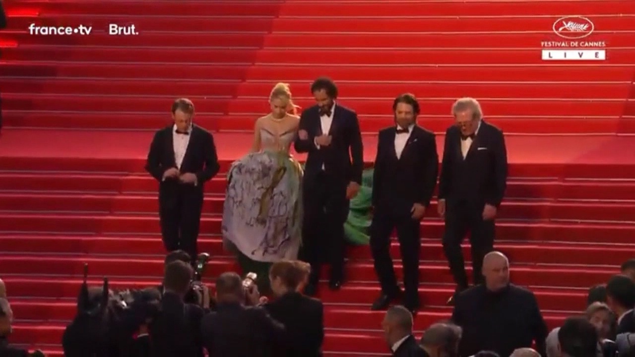 000_01_0492.jpeg 000_01_0492.jpeg