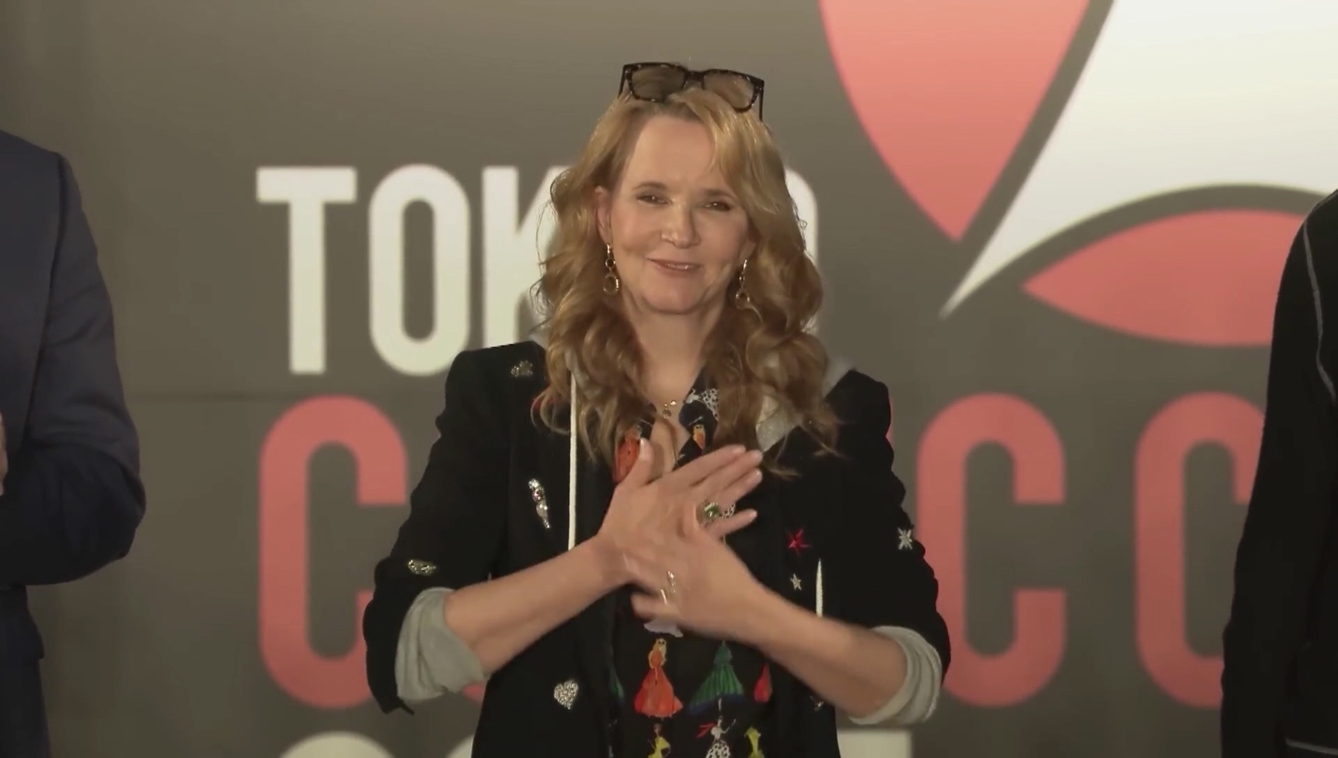 000_001_0695.jpeg 000_001_0695.jpeg