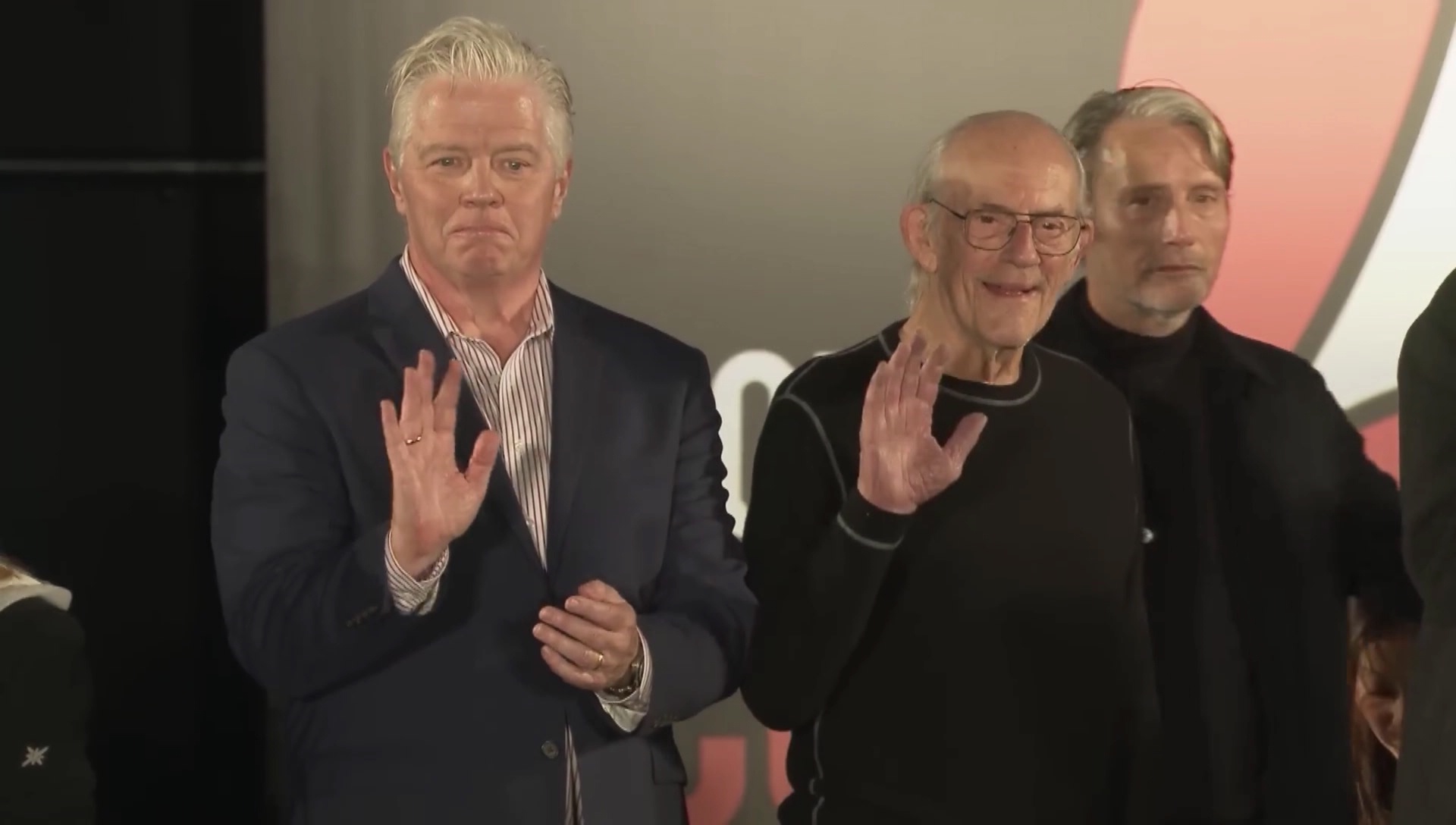 000_001_0996.jpeg 000_001_0996.jpeg