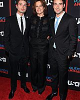 Filename=033.jpg
Filesize=665KiB
Dimensions=1347x2000
Date added=Sep 05, 2012 033.jpg