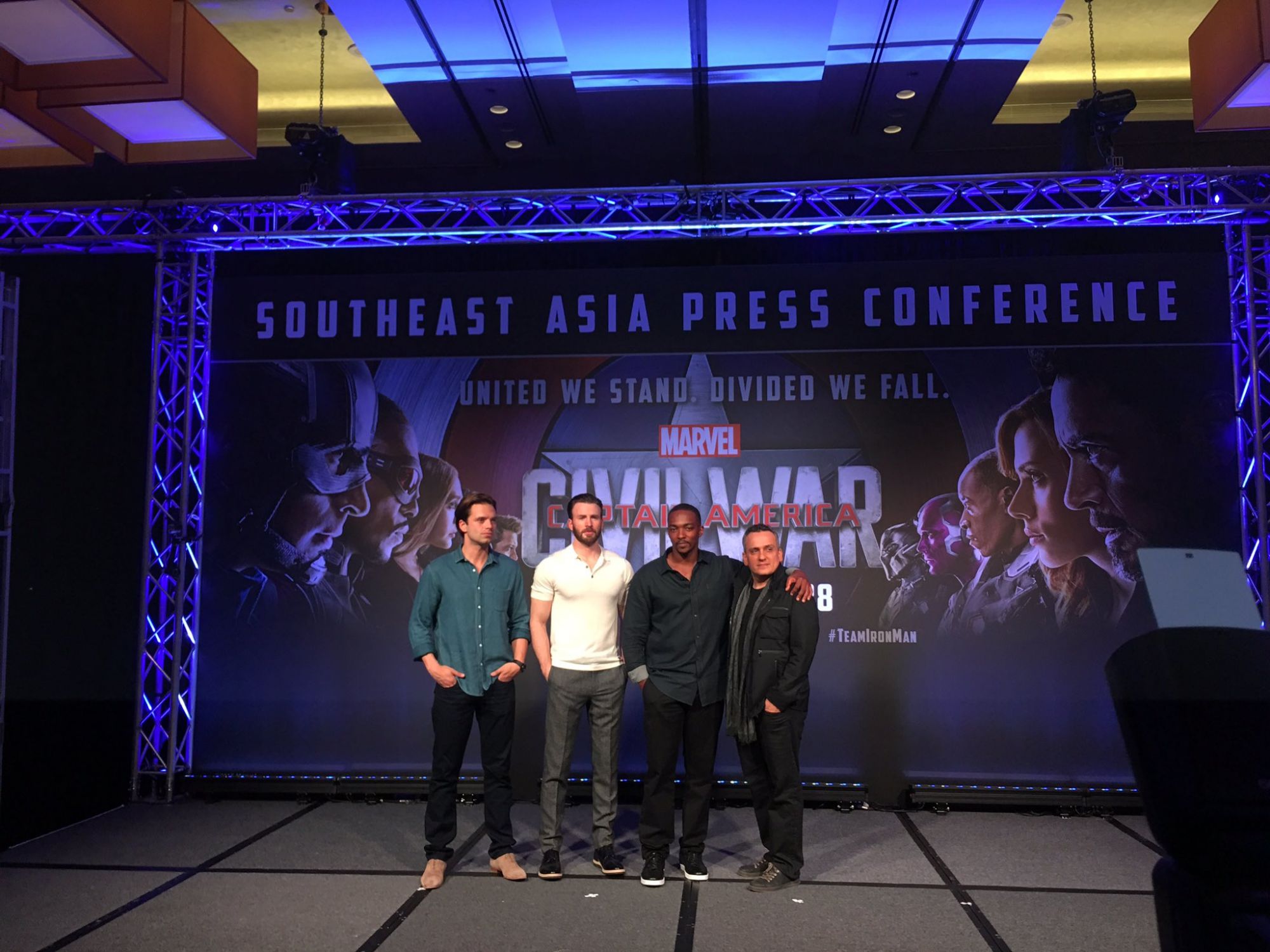 social_017.jpg social_017.jpg