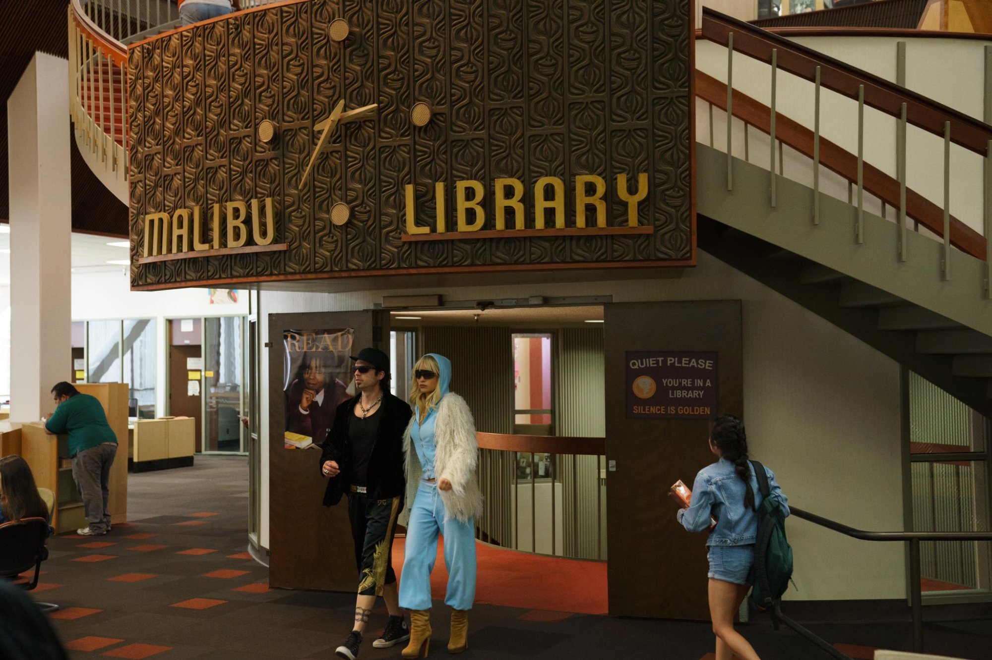 S1E04_010.jpg S1E04_010.jpg