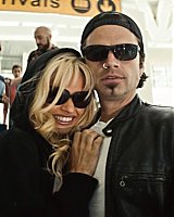 Filename=S1E02_039.jpg
Filesize=149KiB
Dimensions=699x449
Date added=Aug 06, 2024 S1E02_039.jpg