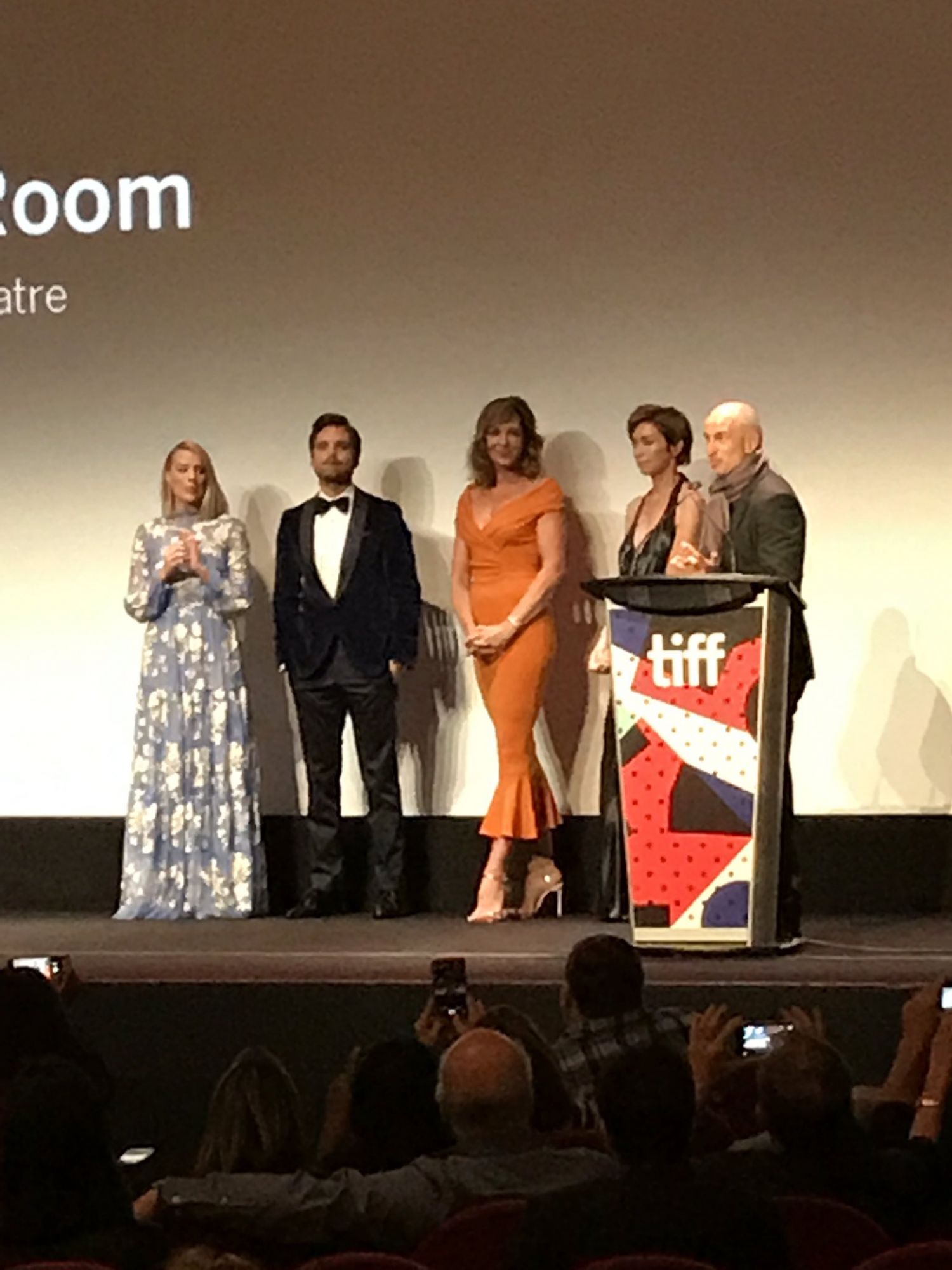 clairecharness_DJS0ub2VAAY5Fx6.jpg clairecharness_DJS0ub2VAAY5Fx6.jpg